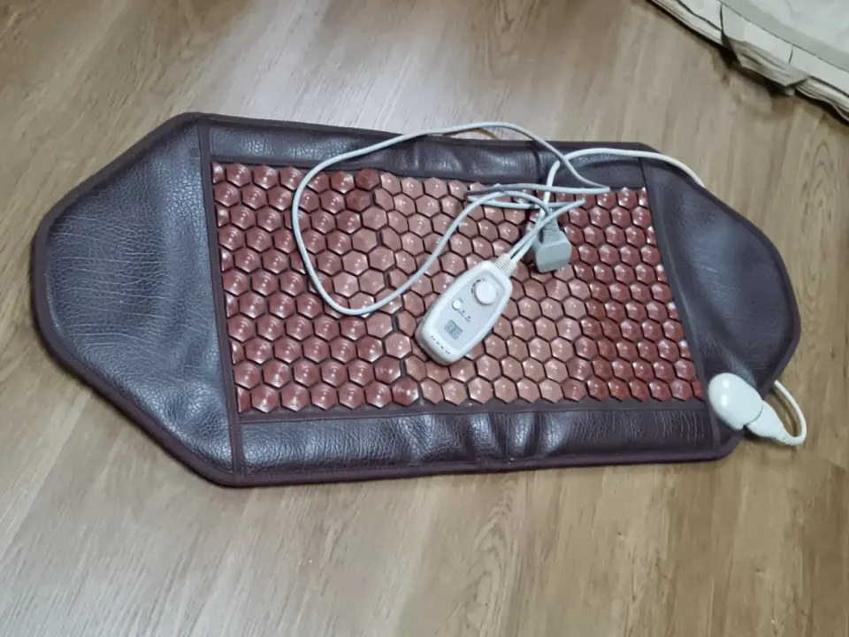 Infrared Heating Mat with Hexagonal Stones