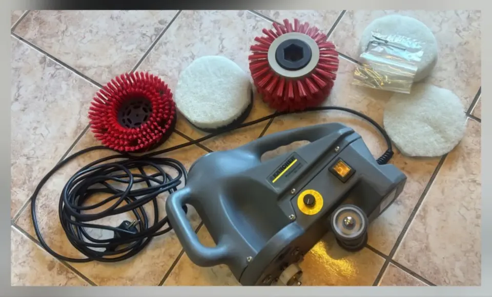 Nettoyeur Tapis et Rembourrage Karcher Puzzi 10/1