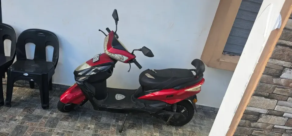 Scooter pou Pies – Rs. 8,000 (Kouma Li Ete)