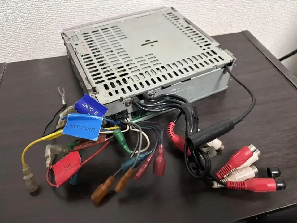 Autoradio avec Faisceau de Câblage