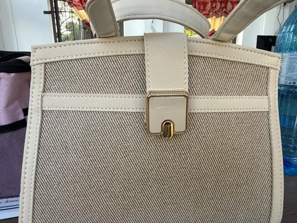 Stylish Beige & Cream Handbag