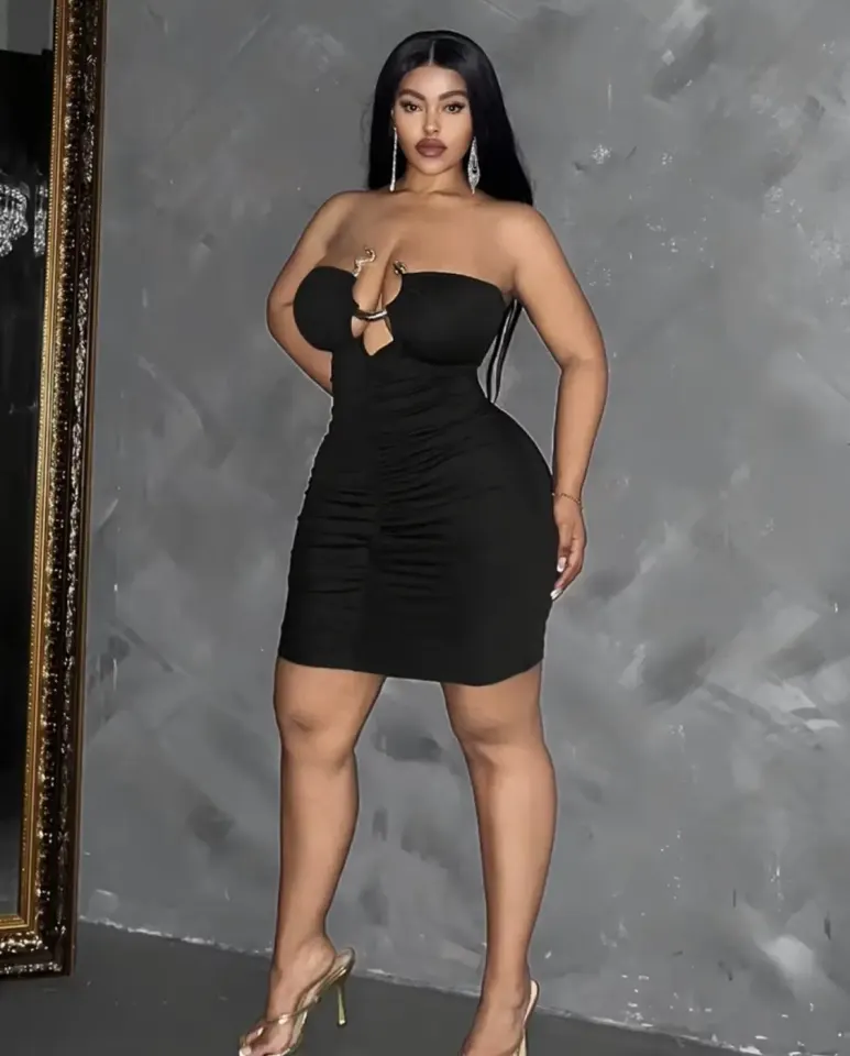 Robe de soirée moulante noire sans bretelles