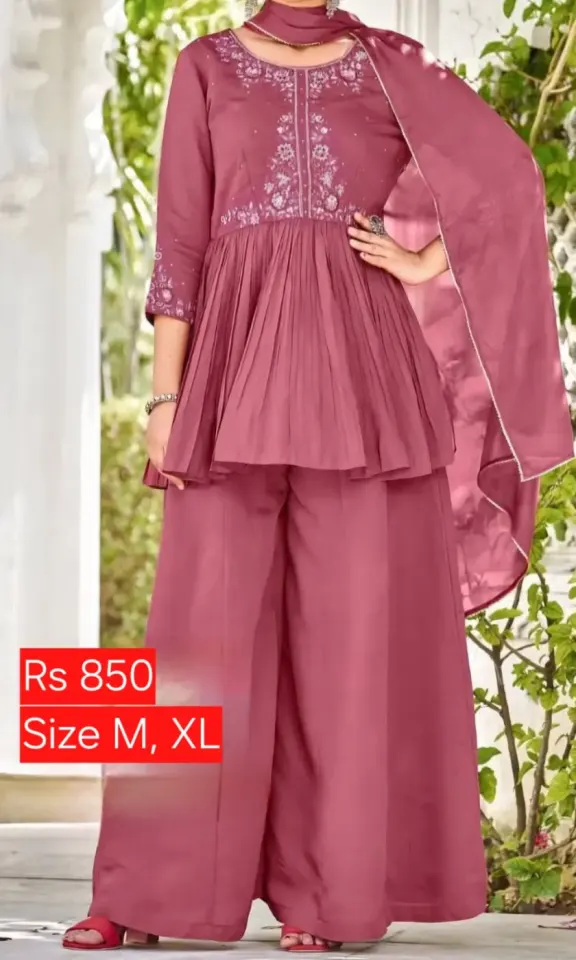 Ensemble Élégant Top Peplum Brodé et Palazzo
