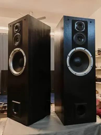 Pair of Tall Black Floor Standing Speakers