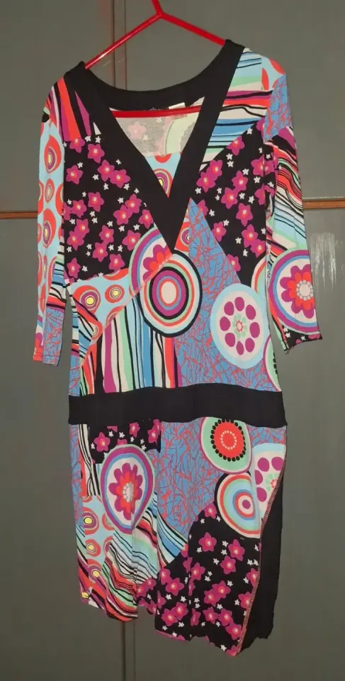Robe Kouler Ek Desen Abstre