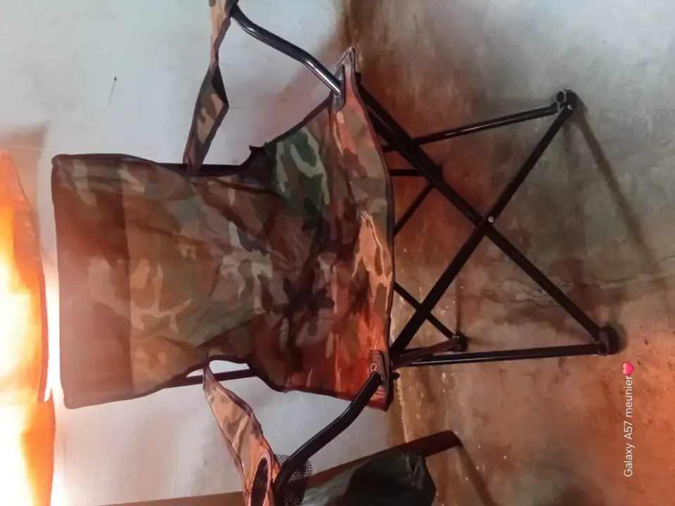 Chaise de camping pliante camouflage