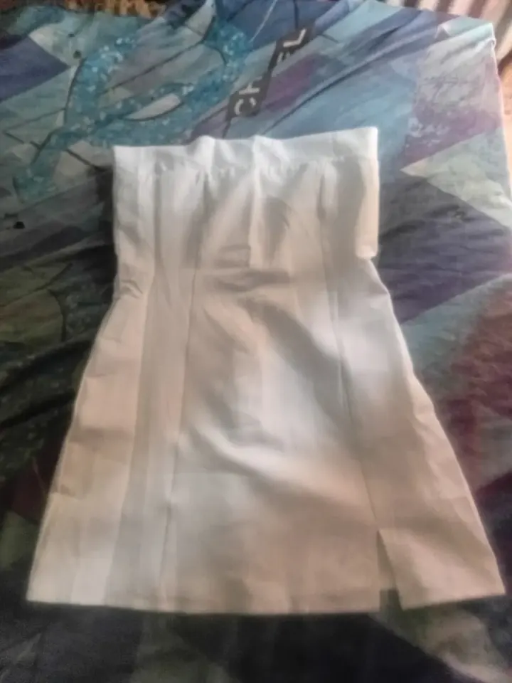 Robe Blanche Sans Bretelles
