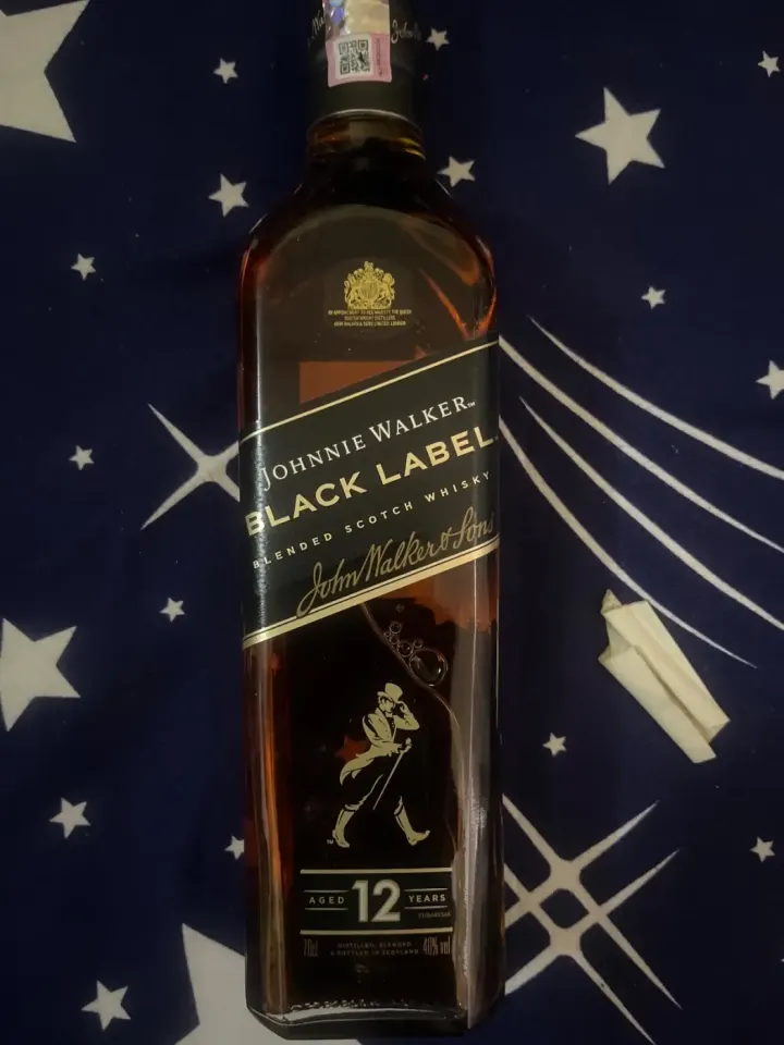 Johnnie Walker Black Label 12 An Blended Scotch Whisky