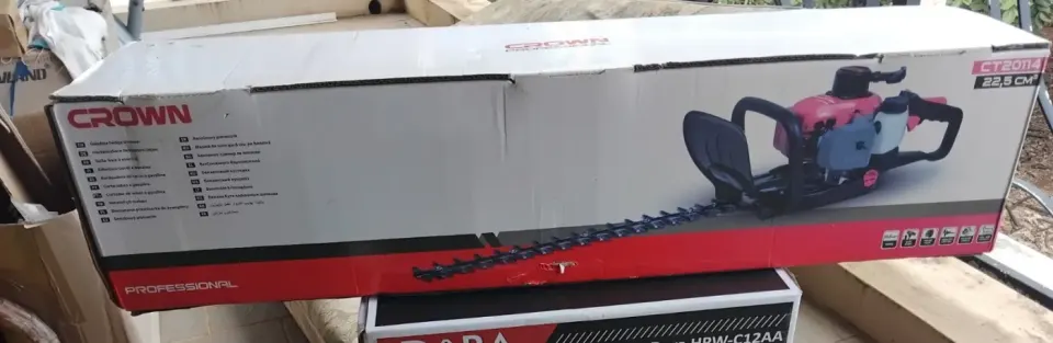 Crown Professional Hedge Trimmer CT20114
