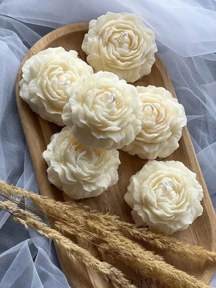 Set of 6 White peony Shaped Candles