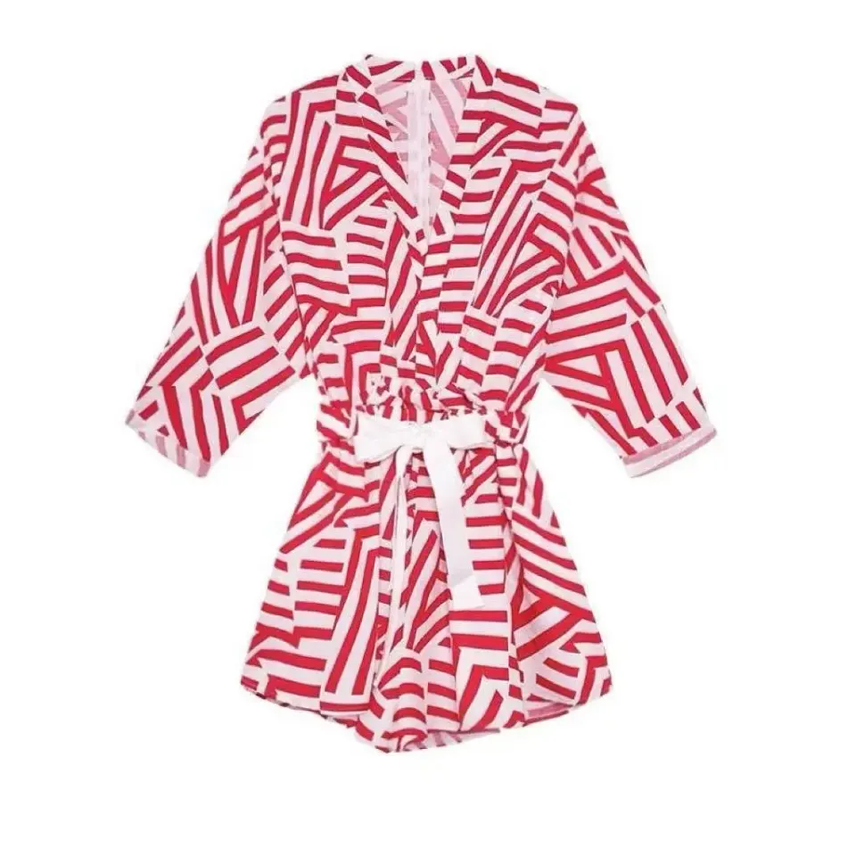 Combinaison Short Imprimé Géométrique Rouge & Blanc avec Ceinture