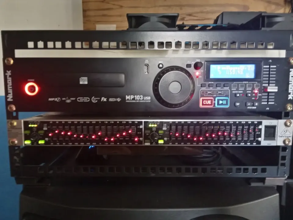 Numark MP103 USB CD/MP3 Player & Behringer Equalizer