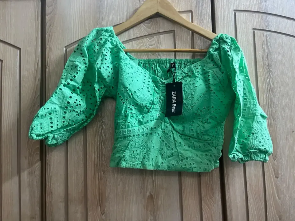 Zara Basic Green Eyelet Crop Top