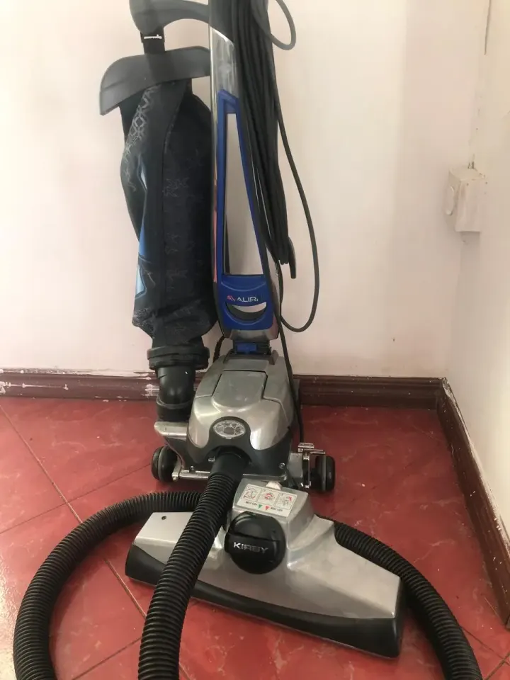 Aspirateur Kirby avec accessoires