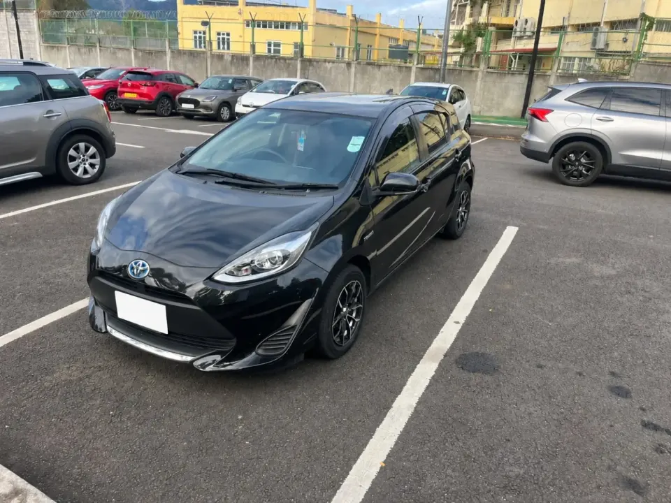 Toyota Aqua Hybrid Car 2020