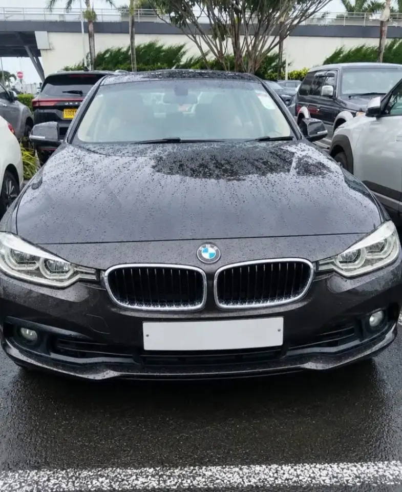 BMW 3 Series Sedan
