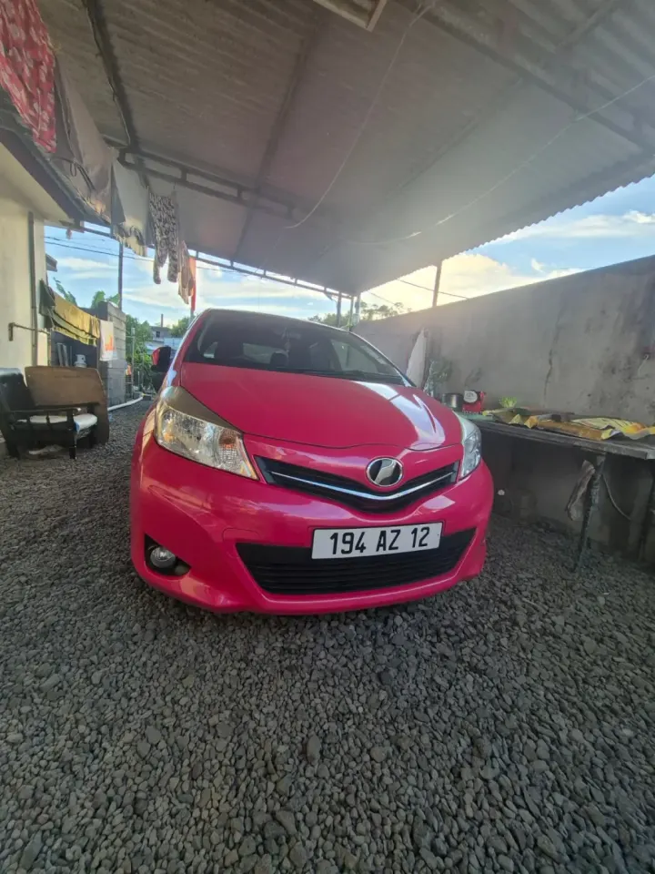 Toyota Vitz Rose