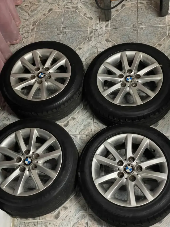Pneus et jante 16 pouces Appelez le 59171051
