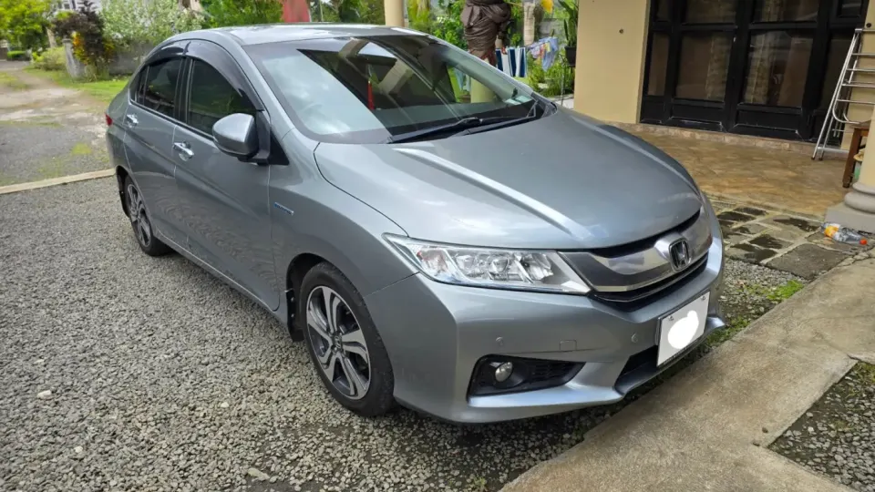 Honda grace ex 2017