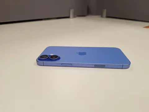 iPhone 16 Plus