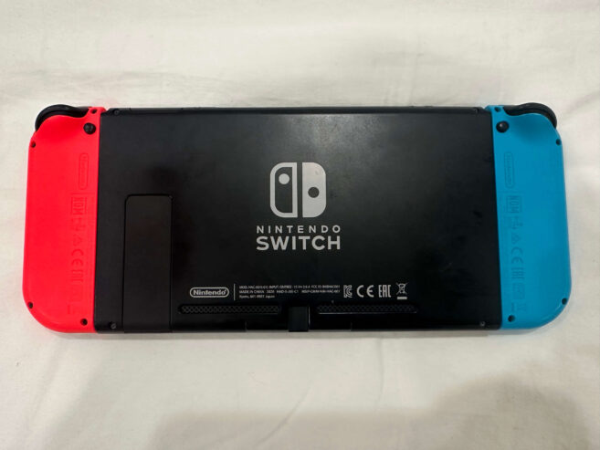 Nintendo Switch with 27 games and 128GB SDC