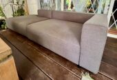 Canapé 4 Places Modulable en Tissu Gris / 4-Seater Modular Sofa in Grey Fabric