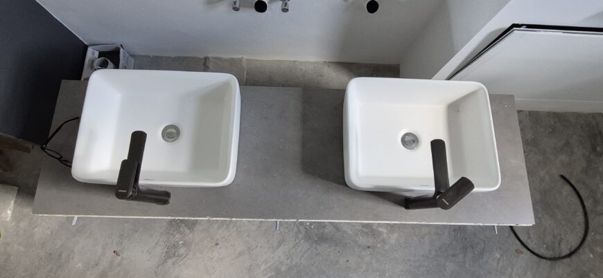 Meuble Lavabo Double (2 vasques + 2 robinets inclus) / Double Sink Vanity Unit (2 countertop basins + 2 taps included)