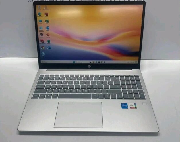 HP Laptop 15-fd0xxx