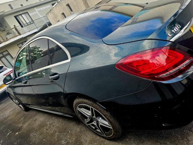 2019 Mercedes-Benz C180 AMG – Full Option