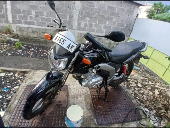 Suzuki gsx 125