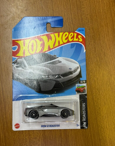 BMW i8 Hotwheels