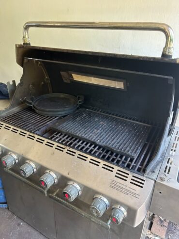 Weber Summit Gaz BBQ 8 Burners + 1 burner