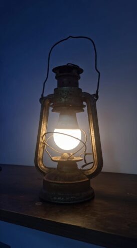 Antique Lantern with Smart Bulb