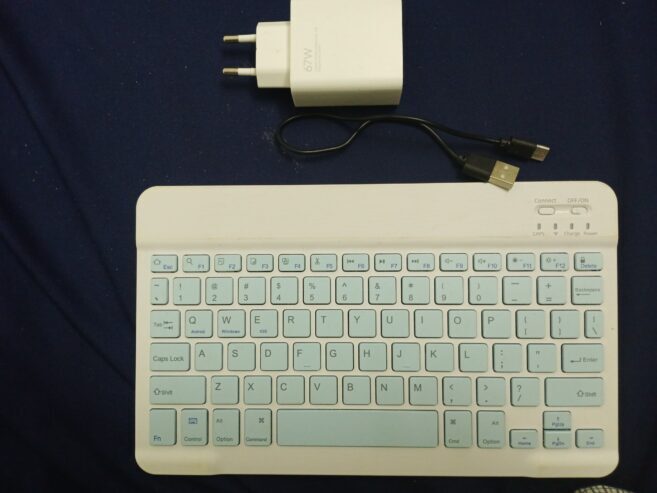 Ultra-Slim Bluetooth Keyboard + Original Xiaomi 67W Fast Charger