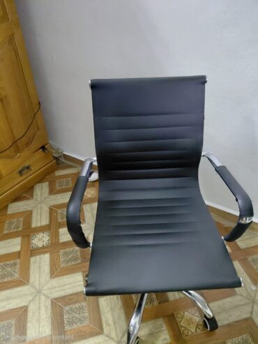2 Office Desks and office chair