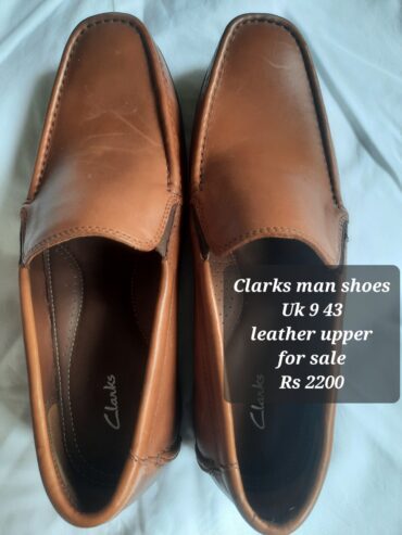 Clarks man shoes