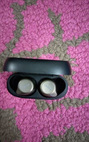 Jabra Elite 75 T earbuds for sale(not original,rarely used,but they sound great)