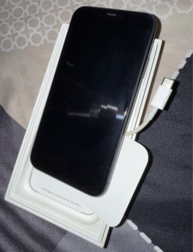 iPhone 11 – Black