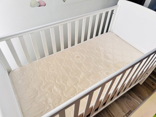 Second Hand Baby Crib for Sale!
