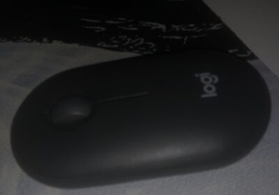 Logitech Wireless Mouse – Black, Compact, Ergonomic