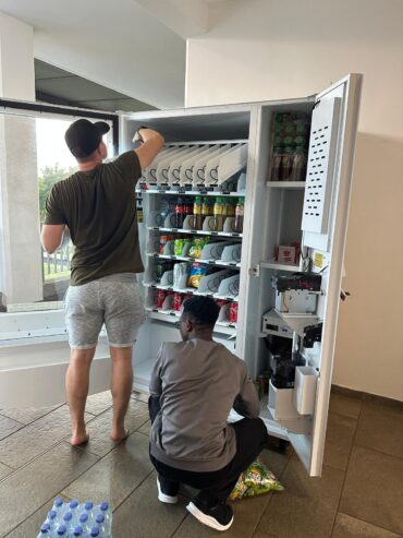 Smart Vending Machines (Card, NFC, QR, Cash)