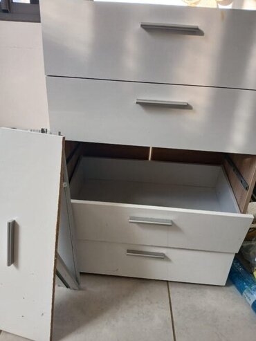 Drawer cabinet – FREE GIVEAWAY