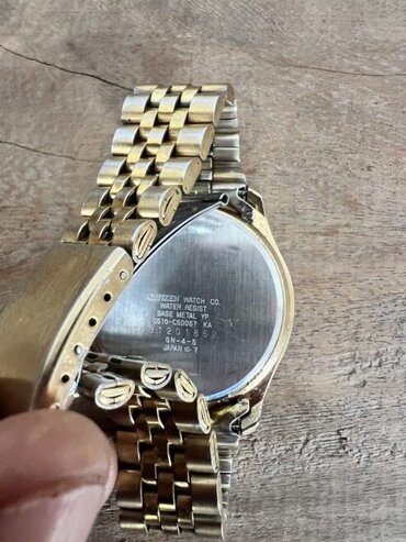 CITIZEN Chronograph Vintage – Style “Datejust” Gold Edition (Quartz)