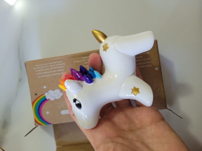 New unicorn toothbrush holder and toothbrush