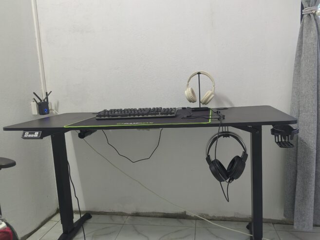 Gaming station