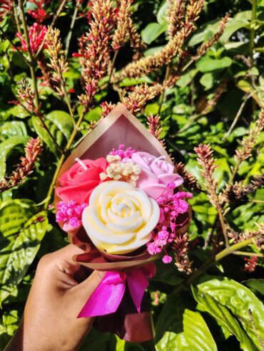 Candle Bouquet of 3 Flowers